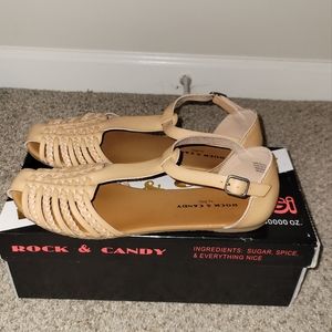 Women's nude sandal size 8.5